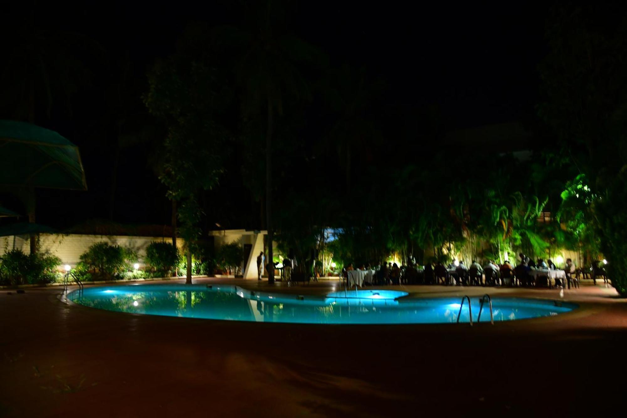 Nijaguna Resorts Chamrajnagar Ngoại thất bức ảnh